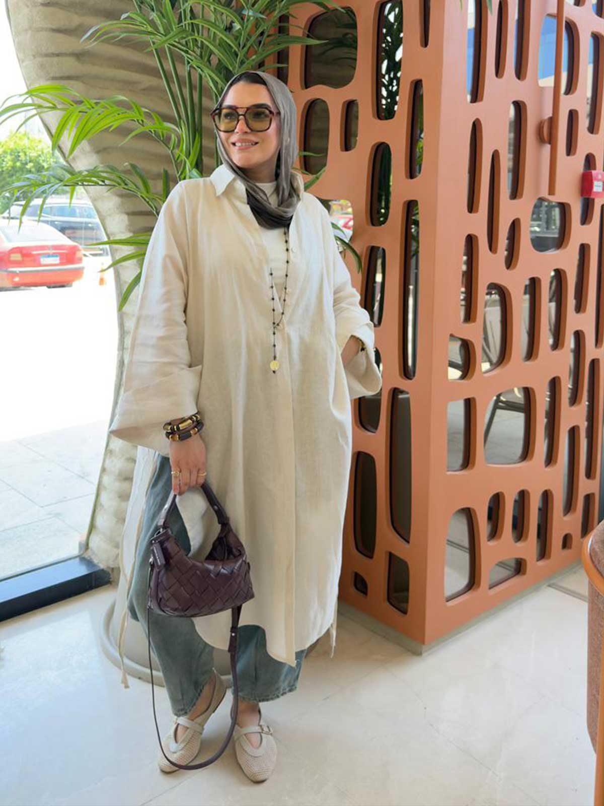 1 Beige linen shirt - Image 1