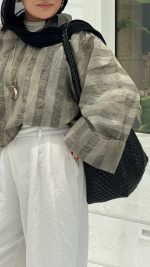 Olive light weight cape - Image 3